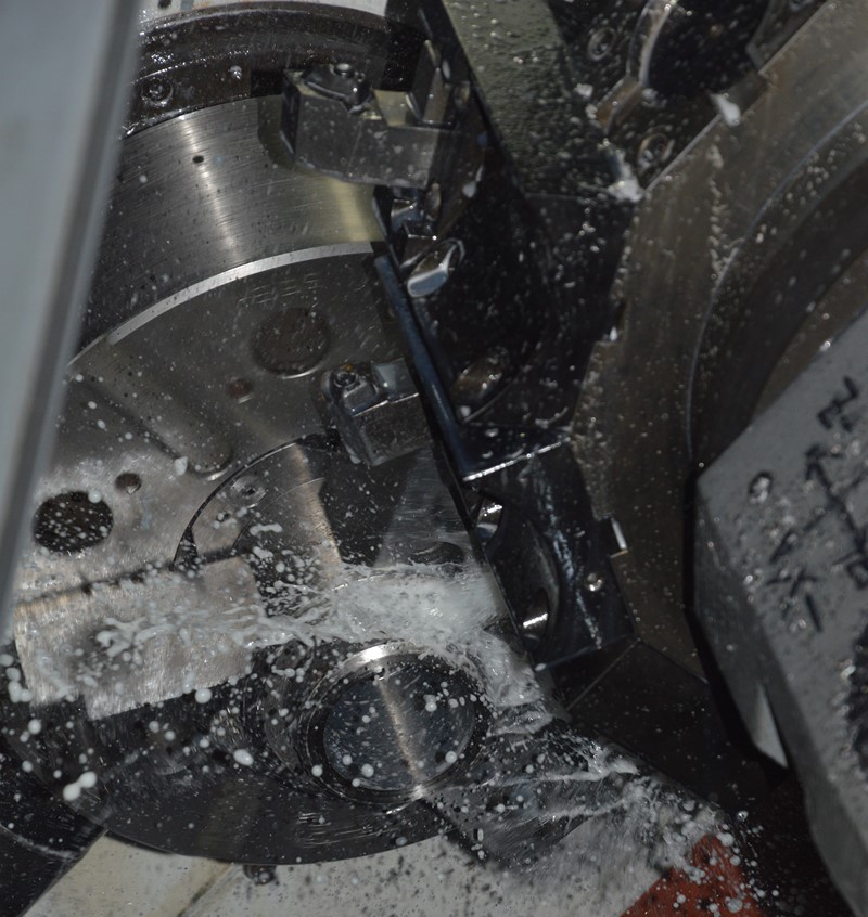 Fusione ghisa in fase di tornitura