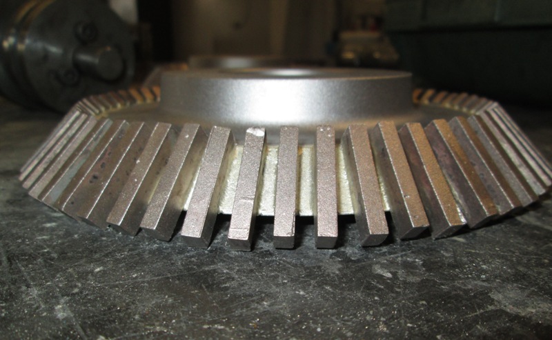 Mola con inclinazione specifica. Corpo+saldatura+finitura eseguito da M.P.S. In attesa di rettifica